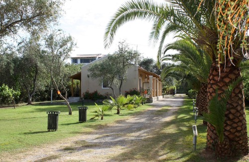 Kavos Apartment | Perfect located holiday apartment | directly at the sea | own beach access | Wif