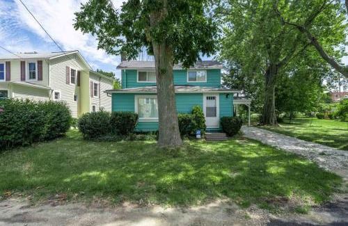 Mentor-on-the-Lake Apartment | Perfect location Across from the Lake and park!