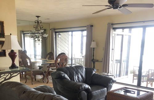 North Shore Condo | Perfect Location by Land or Water