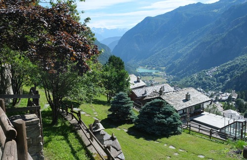 Paquier Ski Chalet | Perfect location with amazing views close to ski slopes