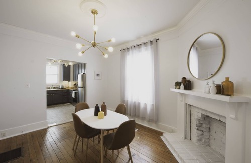 Metropolitan House | Perfect place for family vacations in the fashionable and fun Starland District!