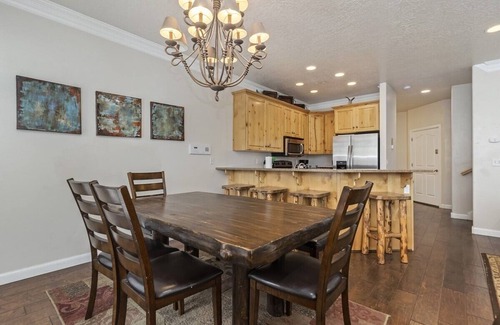 Ogden Condo | Perfect Snowbasin Lodging. LS14A