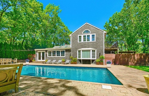 Sag Harbor House | Perfection in Sag Harbor : 5 Bedrooms with saltwater pool - walk to Beach