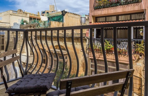 Sliema Apartment | Perfectly Located Sliema Apartment