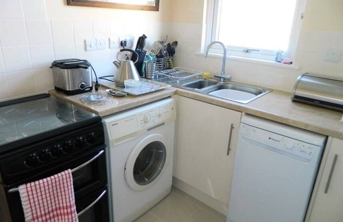 Weston-super-Mare Apartment | Period Apartment close to the Sea Front.