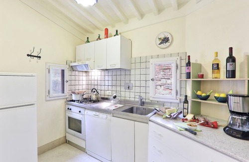 Palaia Other | Period residence in medieval town in the center of Tuscany