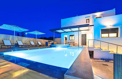 Georgioupolis Villa | Perla Bianca Villa | Heated Pool