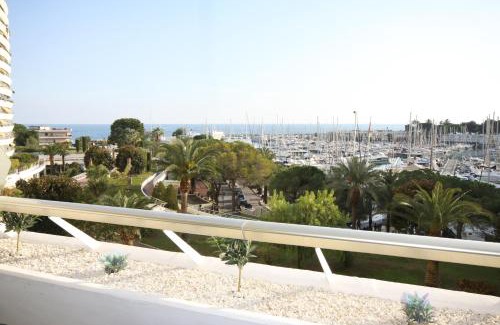 Villeneuve Loubet Beach Apartment | Perle D'Azur - Marina Baie des Anges