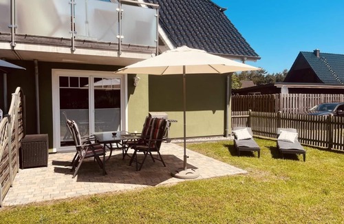 Born auf dem Darss Apartment | Perlentaucher - terrace, barbecue, close to the Bodden, Baltic Sea 6km away, washing machine g.G., dogs allowed, WLAN