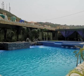 Ngleshi Amanfro House | Perriman Hotel