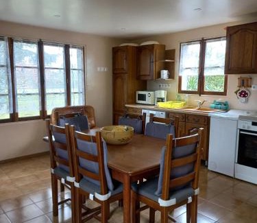 Saint-Marcouf House | Perrot Henry