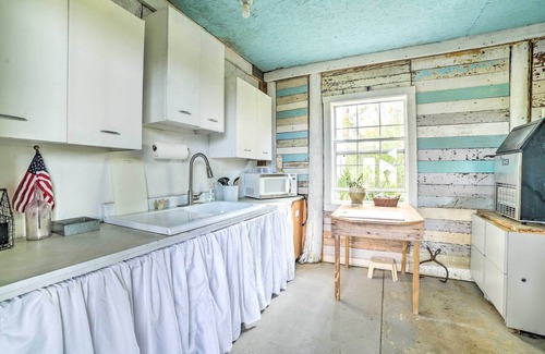 Salem Apartment | Perry Fishing Retreat ~ 2 Mi to Boat Ramp!