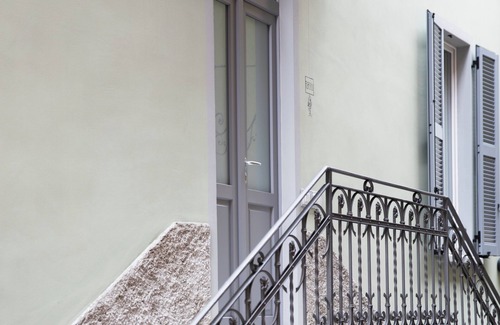 Luino Apartment | PERSICO-In the Historic Centre, a stone's throw from the Port