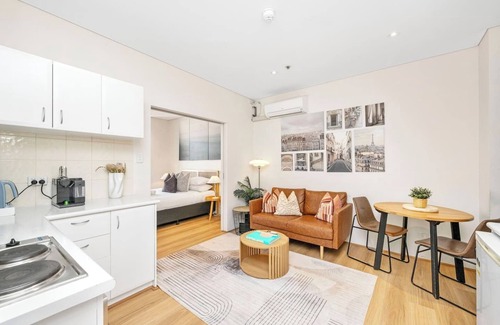 Northbridge Apartment | Perth City Retreat: Victoria Ave 1BR Apt