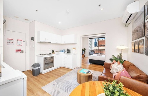 Northbridge Apartment | Perth City Retreat: Victoria Ave 1BR Apt