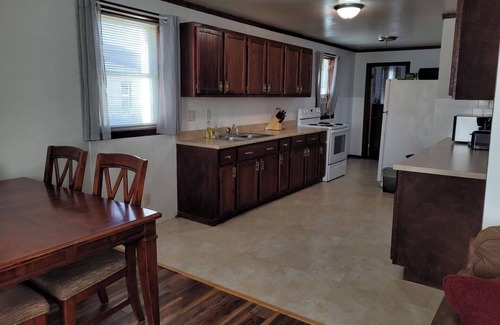 Bellevue House | Pet-friendly 2 bedroom townhome in tranquil Bellevue
