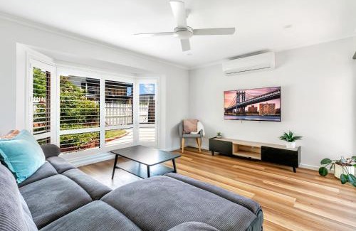 Clifton Springs House | Pet Friendly 3 bedroom house with large backyard