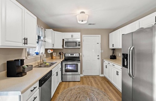 Port Royal House | Pet friendly 5 mins to beach & Parris Island