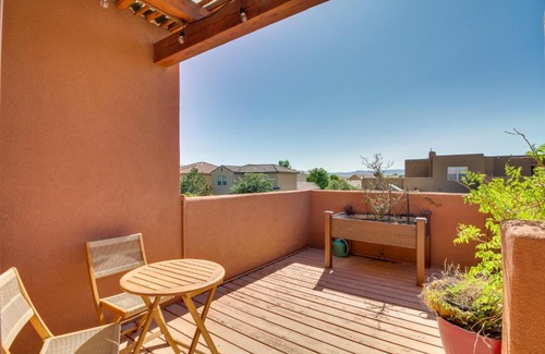 Mesa Del Sol Innovation Park House | Pet-Friendly Albuquerque Vacation Escape!