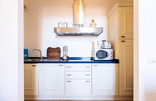 Quercianella Apartment | Pet friendly apartment in Quercianella