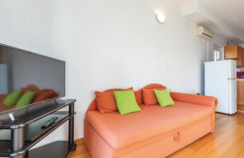 Zivogosce Apartment | Pet friendly apartment in Zivogosce