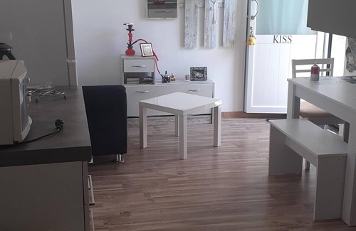 Beverino Apartment | Pet-Friendly Apartment 'Il bacio delle stelle' with Balcony & Wi-Fi