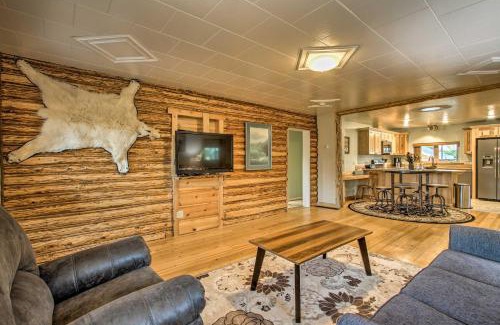 Augusta House | Pet-Friendly Augusta Cabin - Walk to Main Street!