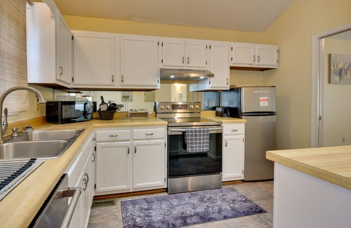 Greensboro House | Pet-Friendly Charming Cozy Greensboro Gem 3 Bedroom Home by RedAwning