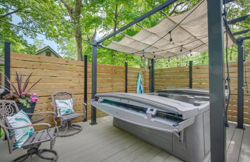 Roselawn Finance House | Pet-Friendly Cincinnati Retreat with Hot Tub