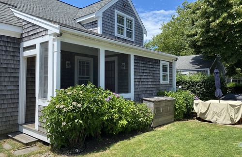 Nantucket Town Cottage | Pet friendly cottage in town on quiet paved street- AC, Wifi, Laundry, Parking