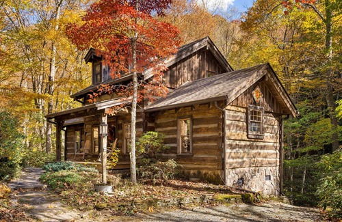 Frank Cabin | Pet-Friendly, Cozy Log Cabin w/Waterfall & Trout Stream