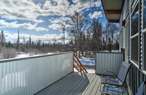 Fritz Creek Apartment | Pet-Friendly Duplex with Northern Lights Aurora View