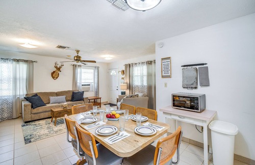 Edgar Cabin | Pet-Friendly Fort McCoy Cabin w/Fire Pit!