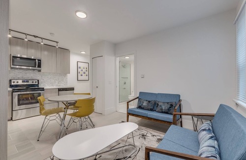West End Apartment | Pet Friendly Furnished 2 Bedroom @1425 Haro