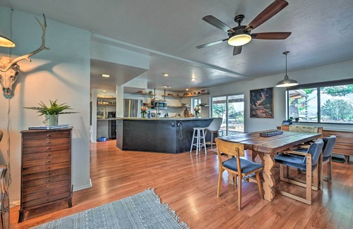 Cottonwood-Verde Village House | Pet-Friendly Gem w/Treehouse: 20 Mi to Sedona