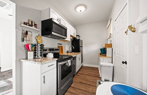 Hot Springs House | Pet friendly getaway in Downtown Hot Springs!