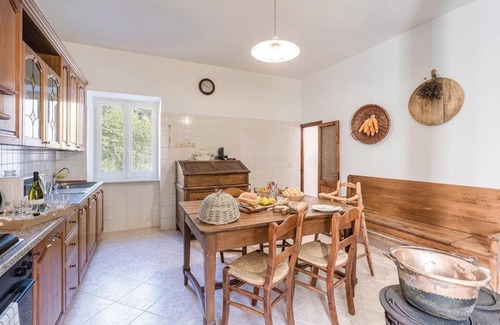 Varese Ligure House | Pet friendly home in Varese Ligure SP