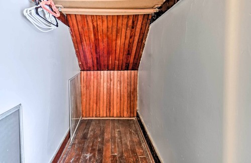 Schenectady Apartment | Pet-Friendly Historic Apartment Near Albany!