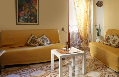 Ficarra House | Pet-Friendly Holiday Home 'Casa Russo a Ficarra'
