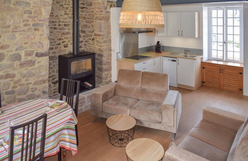 Erquy House | Pet friendly home in Erquy with WiFi