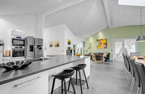 Haslevgarde House | Pet friendly home in Hadsund with WiFi