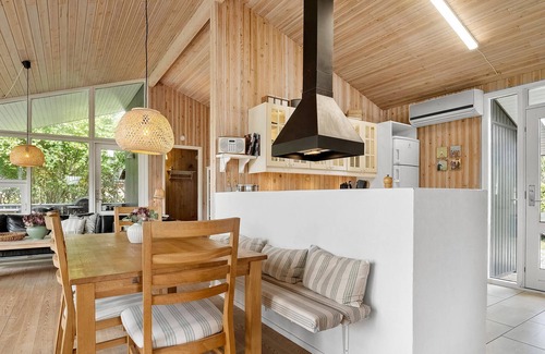 Pøt Strandby House | Pet friendly home in Horsens with WiFi