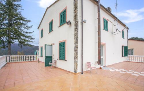 Conscenti House | Pet Friendly Home In Ne