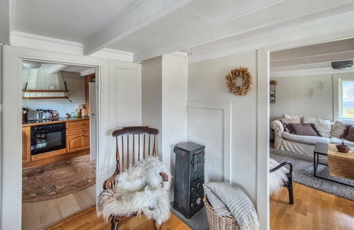 Vindafjord House | Pet friendly home in Nedre Vats