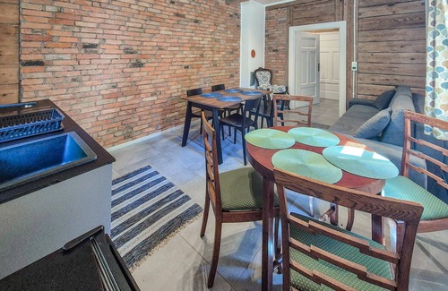 Szczecinek House | Pet friendly home in Spore