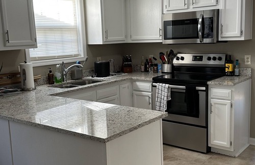 Georgetown House | Pet friendly house minutes from Kentucky Horse Park and UK