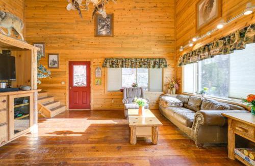 Salmon House | Pet-Friendly Idaho Home on the Salmon River!