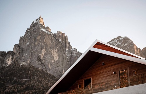 Siusi Apartment | Pet-Friendly Mountain Escape