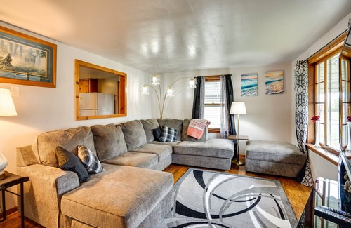 Buckeye Lake House | Pet-Friendly Ohio Retreat w/Patio & Fire Pit!