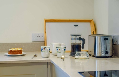 Hook Norton Cottage | Pet Friendly Rural Cotswold Cottage - 1 Manor Farm Cottage